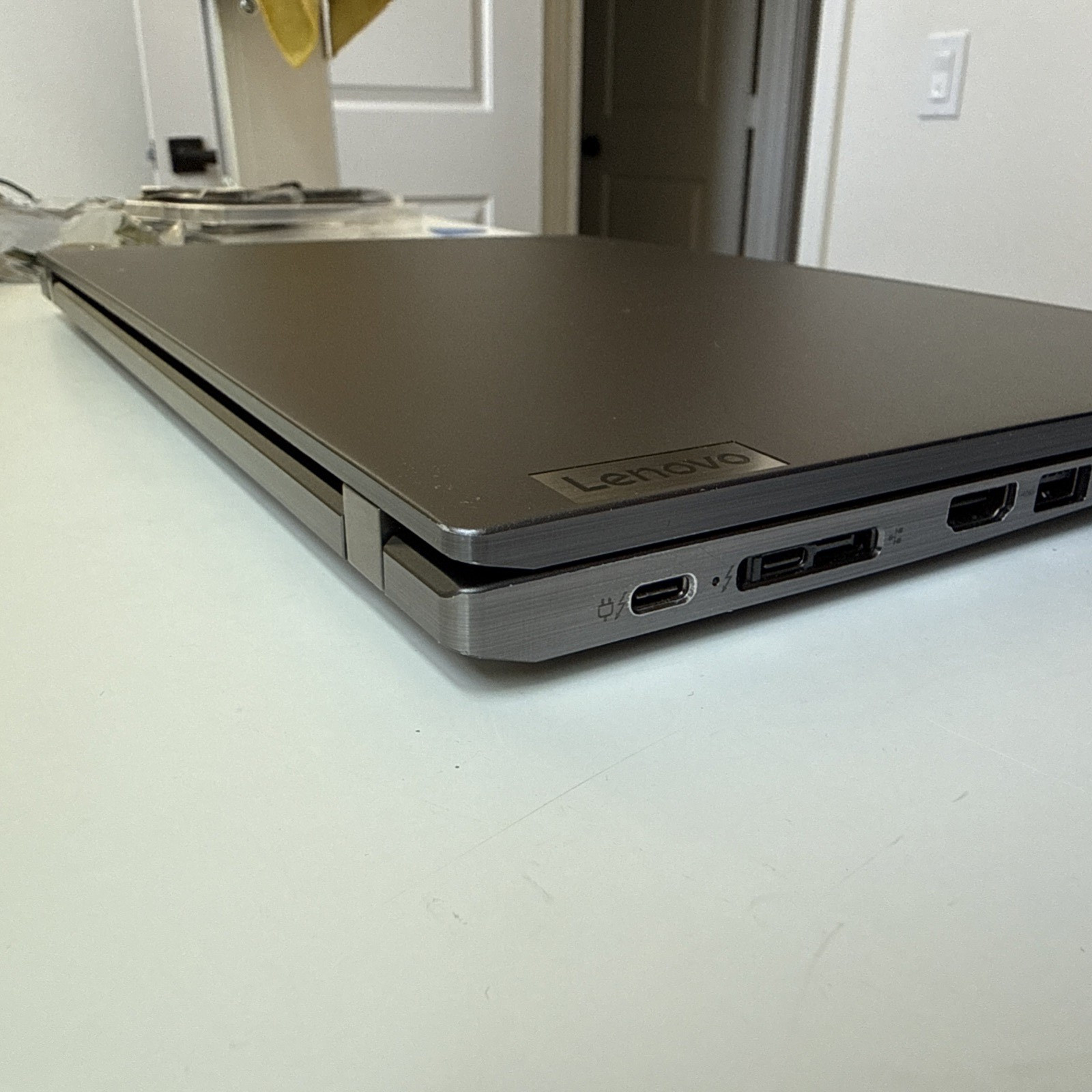 Lenovo ThinkPad X13 Gen 2i 13″ FHD Touch Intel i7-1185G7 3GHz 16GB RAM 512GB SSD