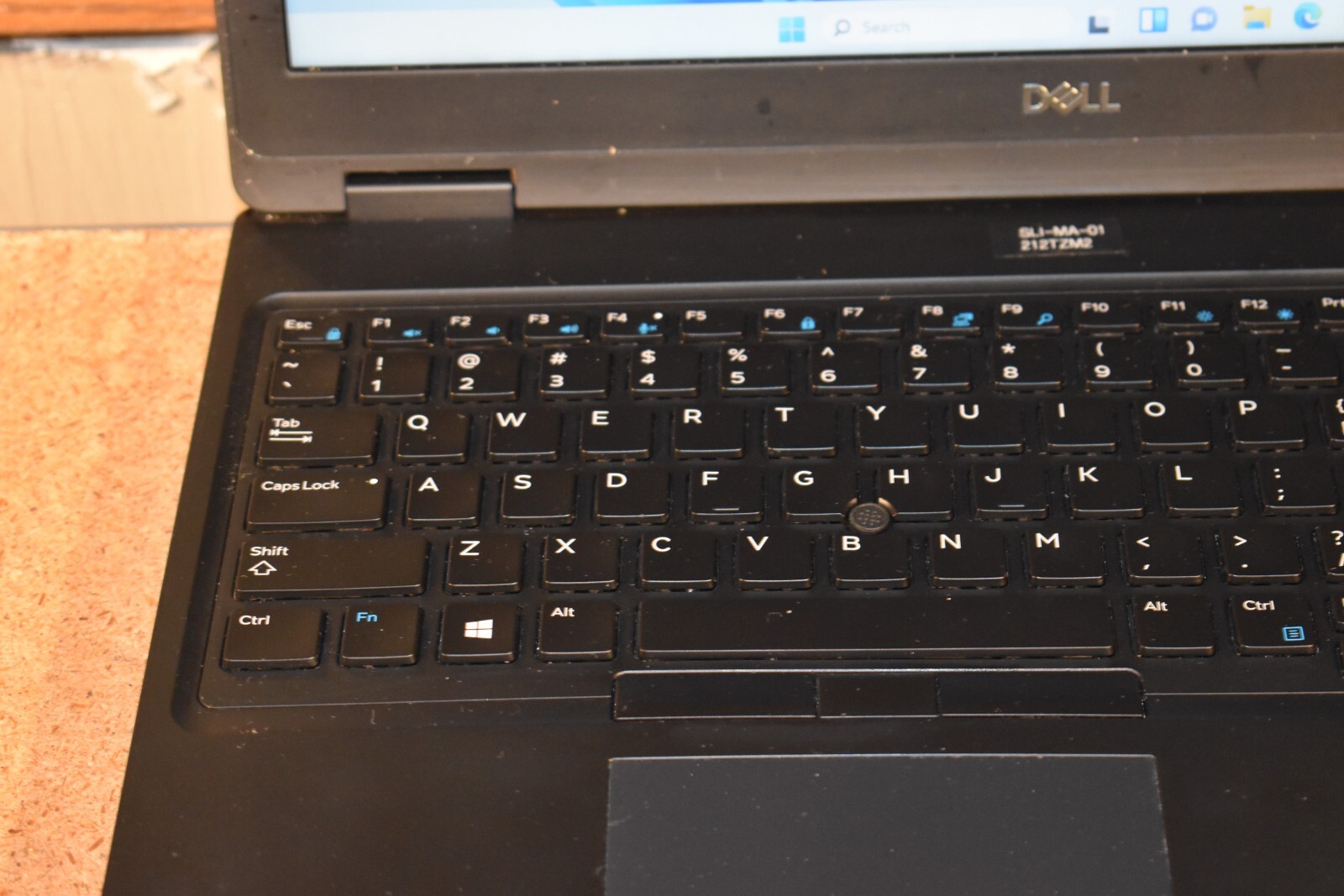 Dell Latitude 5590 Quad Core i5-8250U 1.6 GHz 8GB RAM 128GB SSD Windows 11 Pro