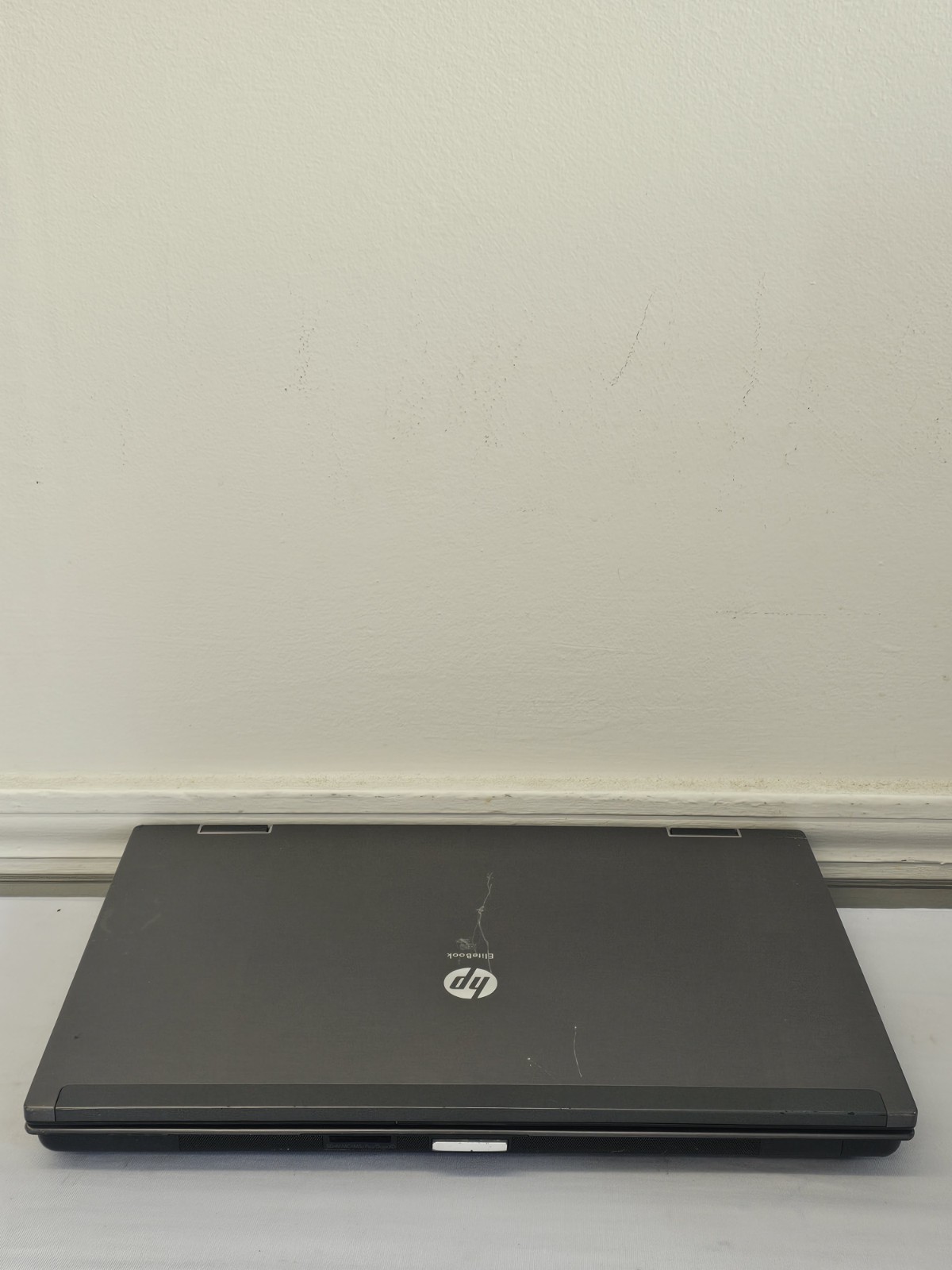 HP EliteBook 8540W Laptop – Intel i7-M620 – 4GB RAM – 120GB HDD – BAD BATT -READ