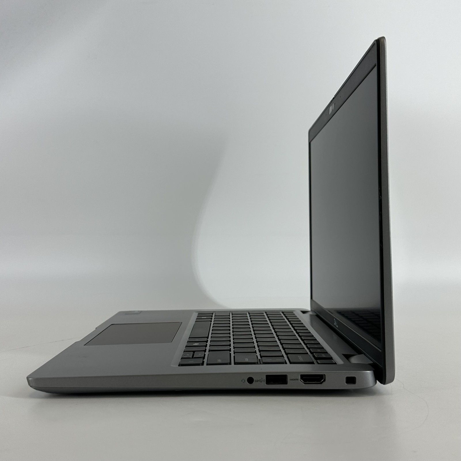 Dell Latitude 5450 14 FHD TOUCH 1.7 GHz Ultra 7 165U 32GB 512GB SSD Very Good