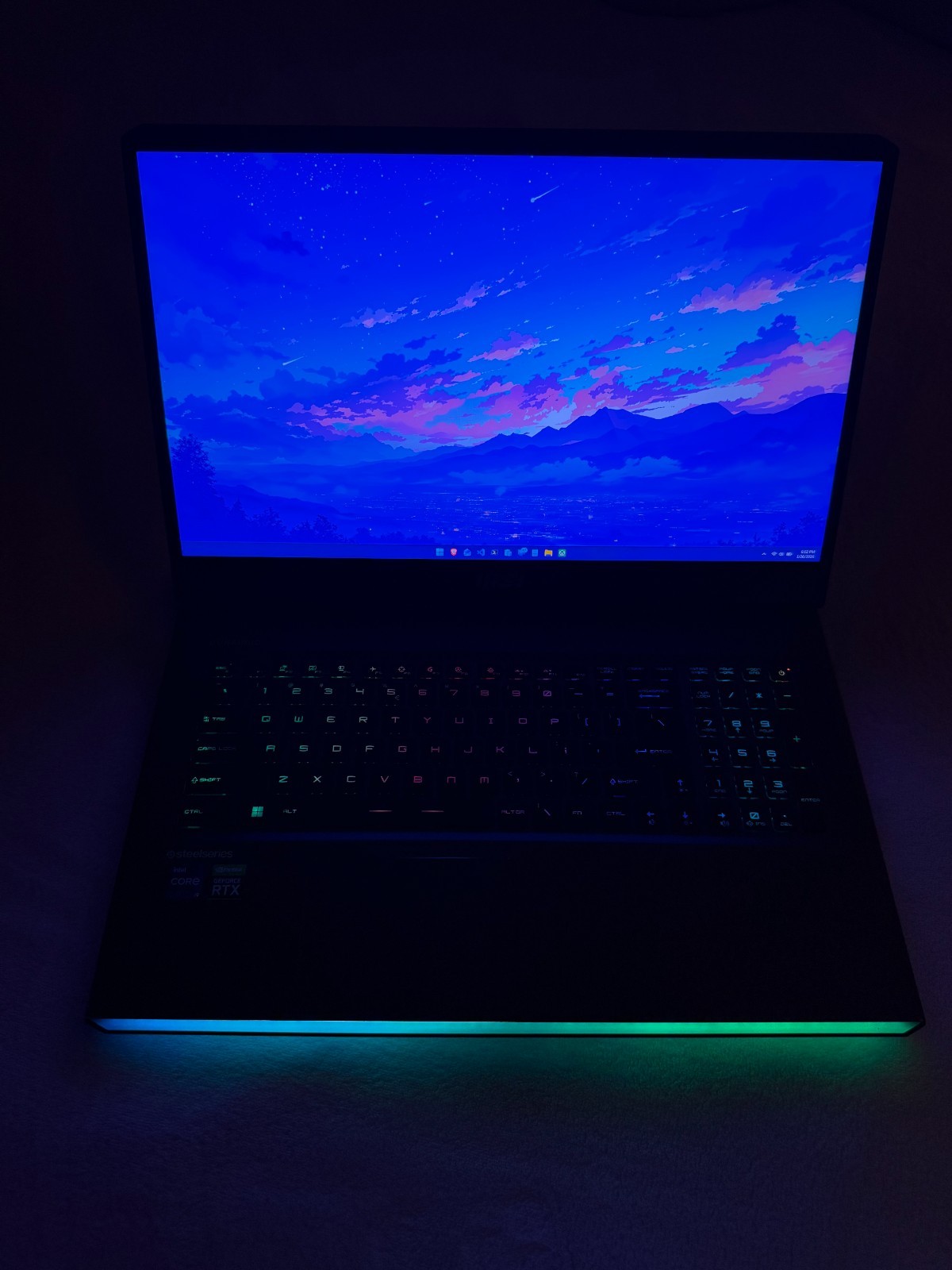 MSI Raider GE77HX 12UHS-082 i9-12900HX RTX 3080 Ti 16GB 32GB 1TB QHD 240Hz