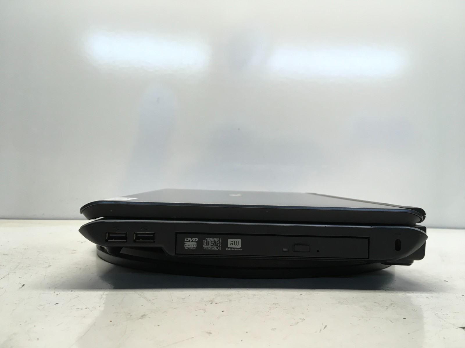 Toshiba Satellite M105-S3041 Intel Core Solo T1350 1.86GHz 512 MB NO HDD/Battery