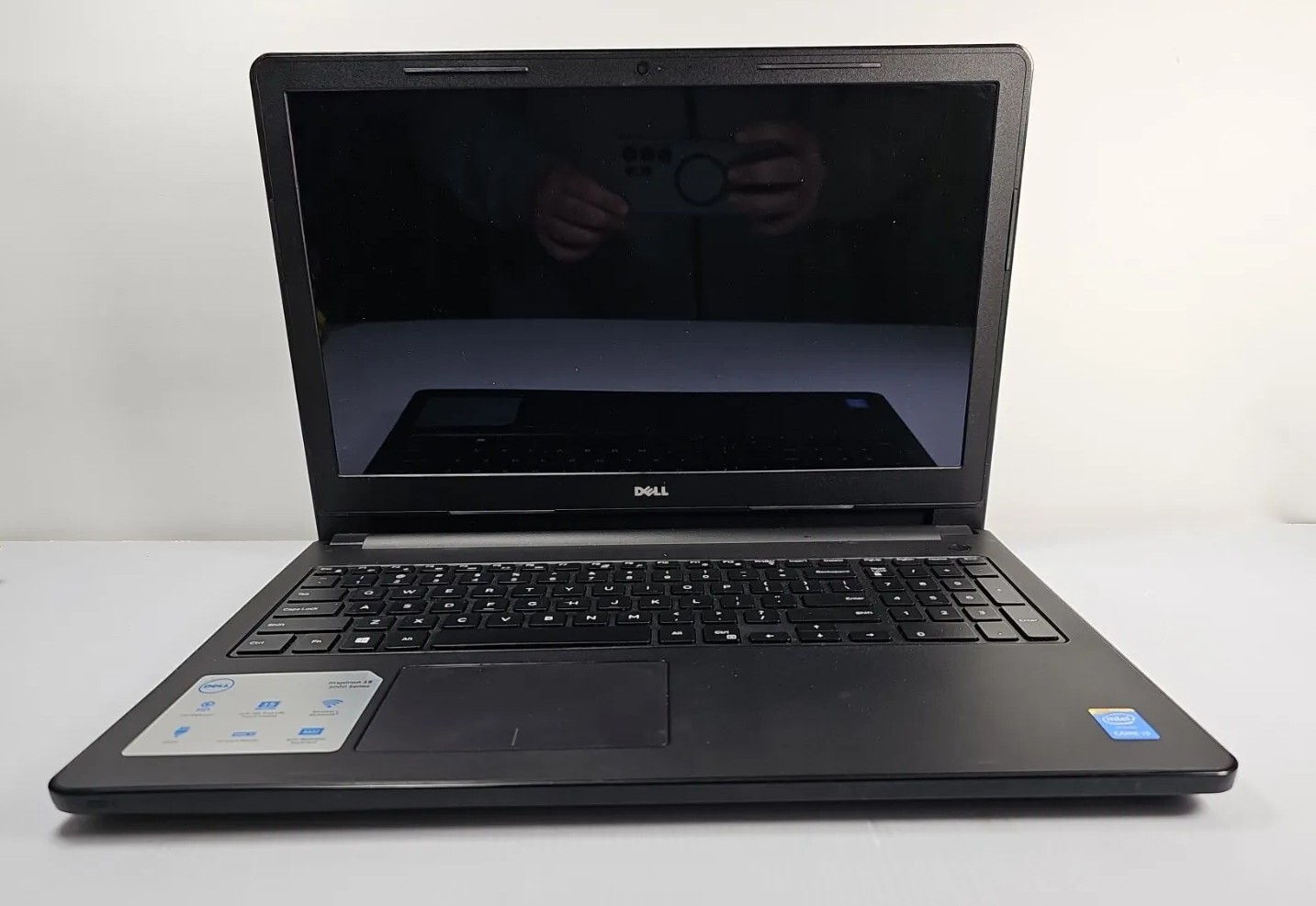 DELL Inspiron 3558 15.6″ HD Intel i3-5015U 2.1GHz 1TB HDD 6GB RAM DVD PARTS
