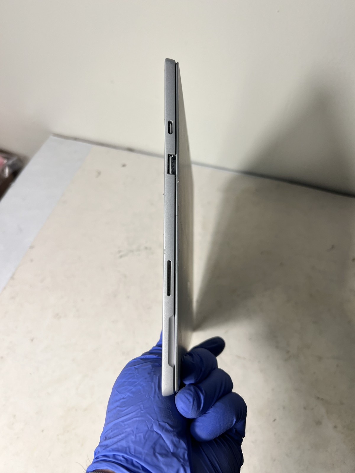 Microsoft Surface Pro 7+ 1960 12.3″ i5-1135G7 2.4GHz 8GB RAM AS-IS NO SCREEN 📖
