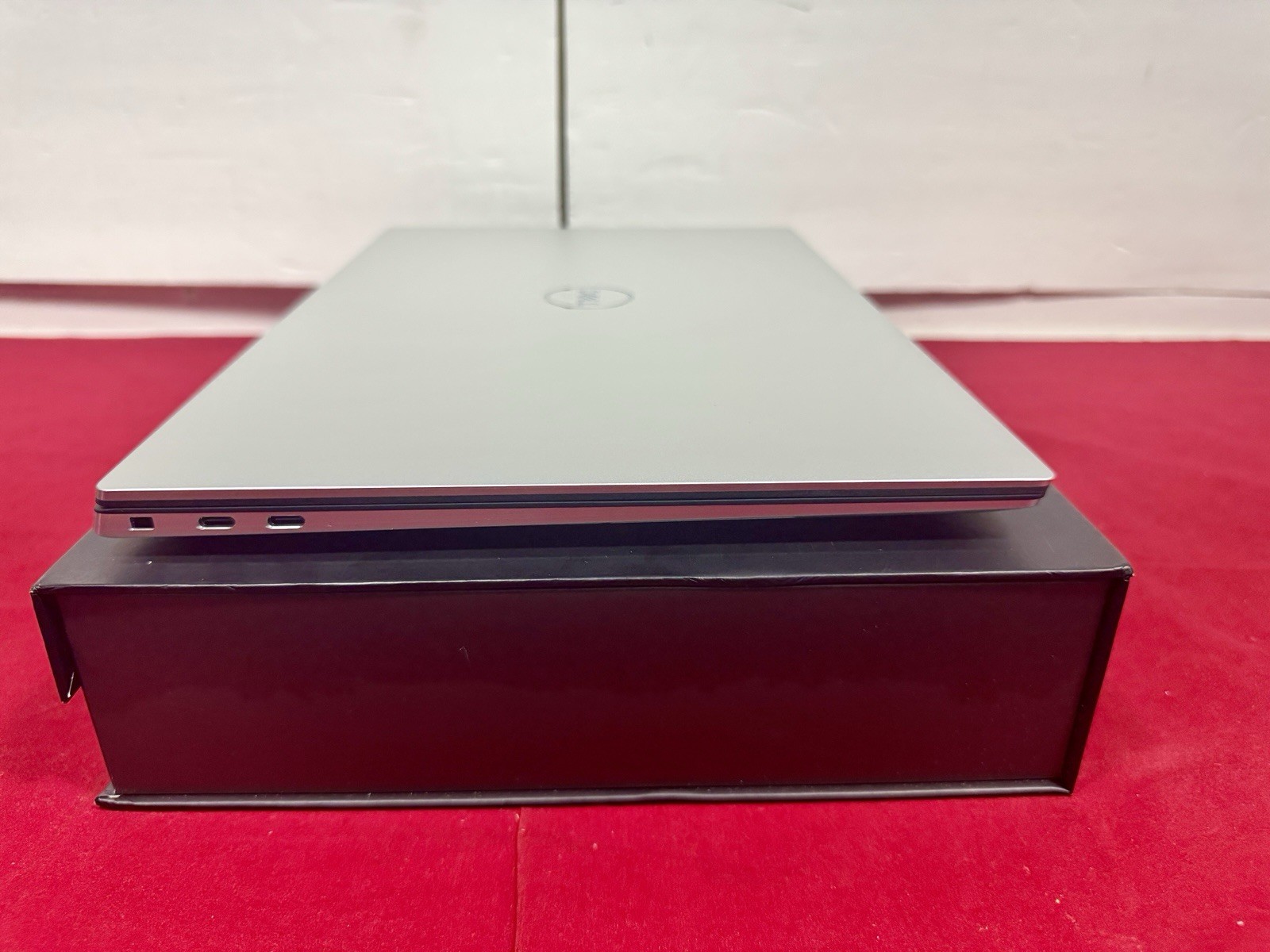Dell XPS 15 9530 16″ Touch I9-13900H 1TB SSD 32GB RAM RTX 4060 MINT CONDITION