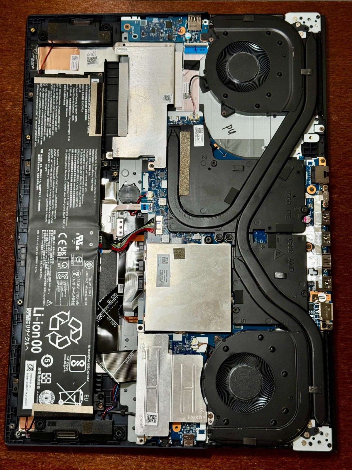 Lenovo Legion 5 17ACH6H 17.3″ – 1TB SSD, Ryzen 7 5800H, 16GB RAM, RTX 3060.