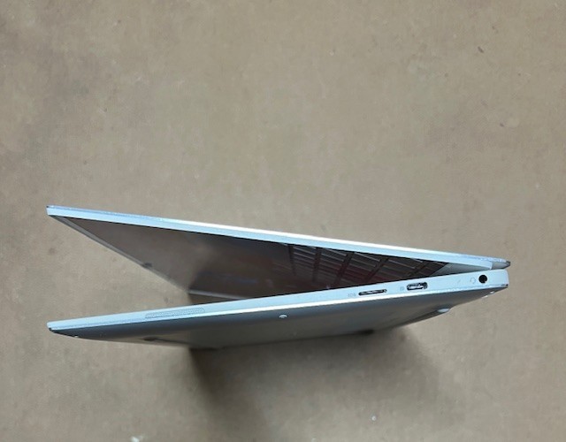 Dell XPS 13 Touchscreen Laptop