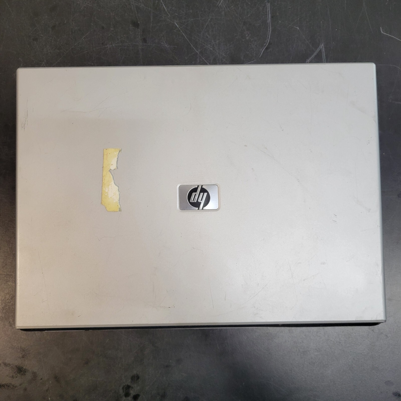 HP Pavilion dv5000 15.6″ AMD Turion 64 1 GB RAM 0 GB HDD