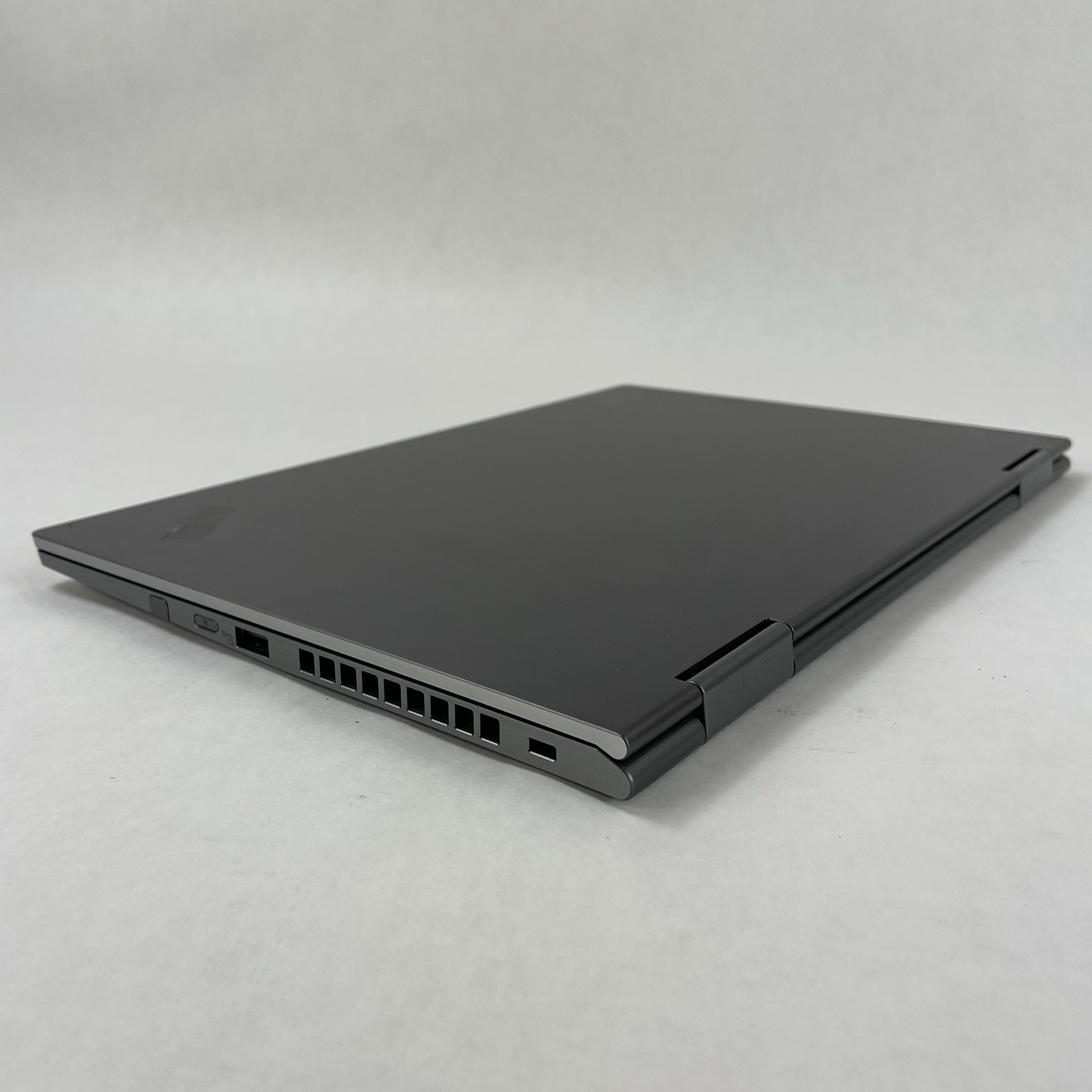 Lenovo ThinkPad X1 Yoga 4Gen 14″ i5-8265U 1.60 GHz 16 GB RAM No SSD/OS/AC