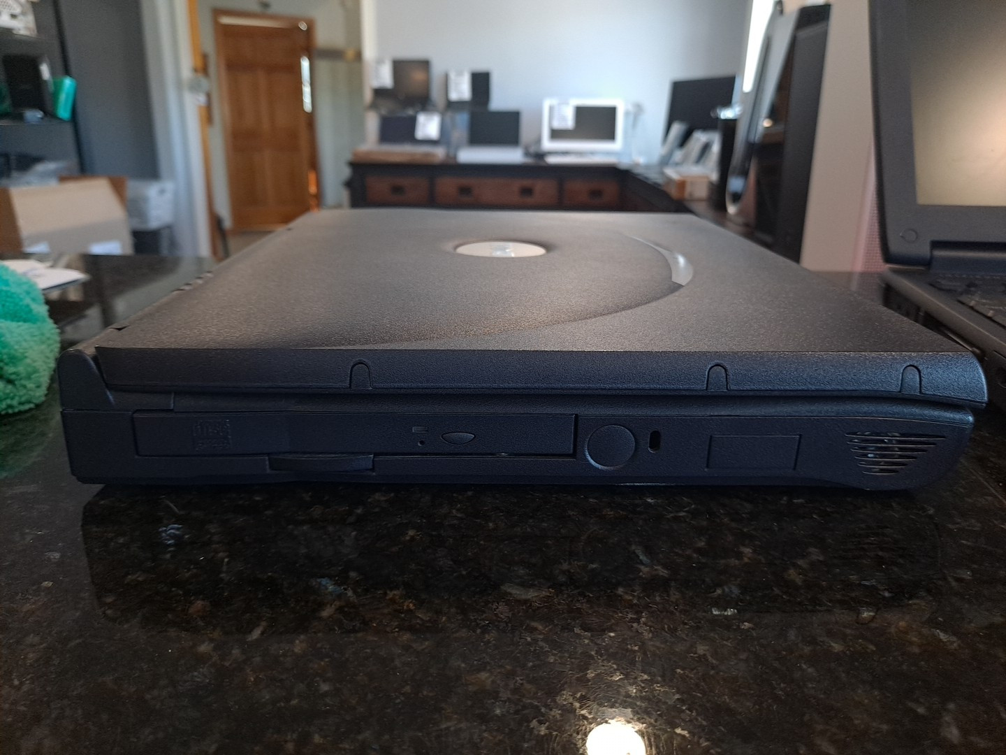 Vintage Dell Inspiron 2500 Working Laptop Boots To Bios No HDD No Charger