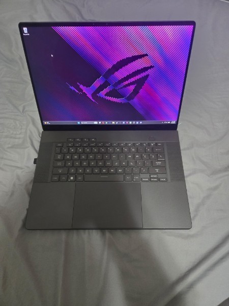 ASUS ROG Zephyrus G16 16″ (1TB SSD, Intel Core i7 13th Gen., 4.90GHz, 16GB,…