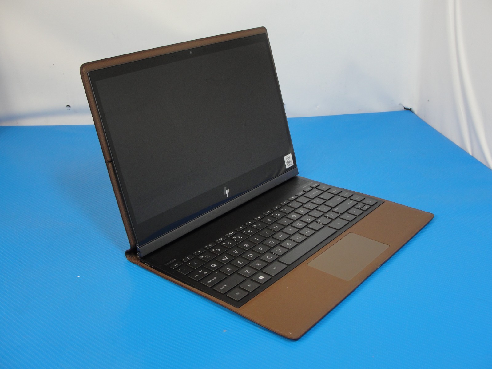 HP Spectre Folio X360 2-in-1 i7-10510Y 16GB 256GB 13.3″ FHD Touch Laptop /READ