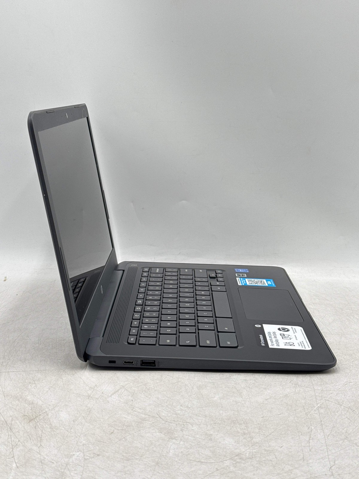 HP Chromebook 14-ca061dx Intel Celeron N3350 14″ Laptop – For Parts