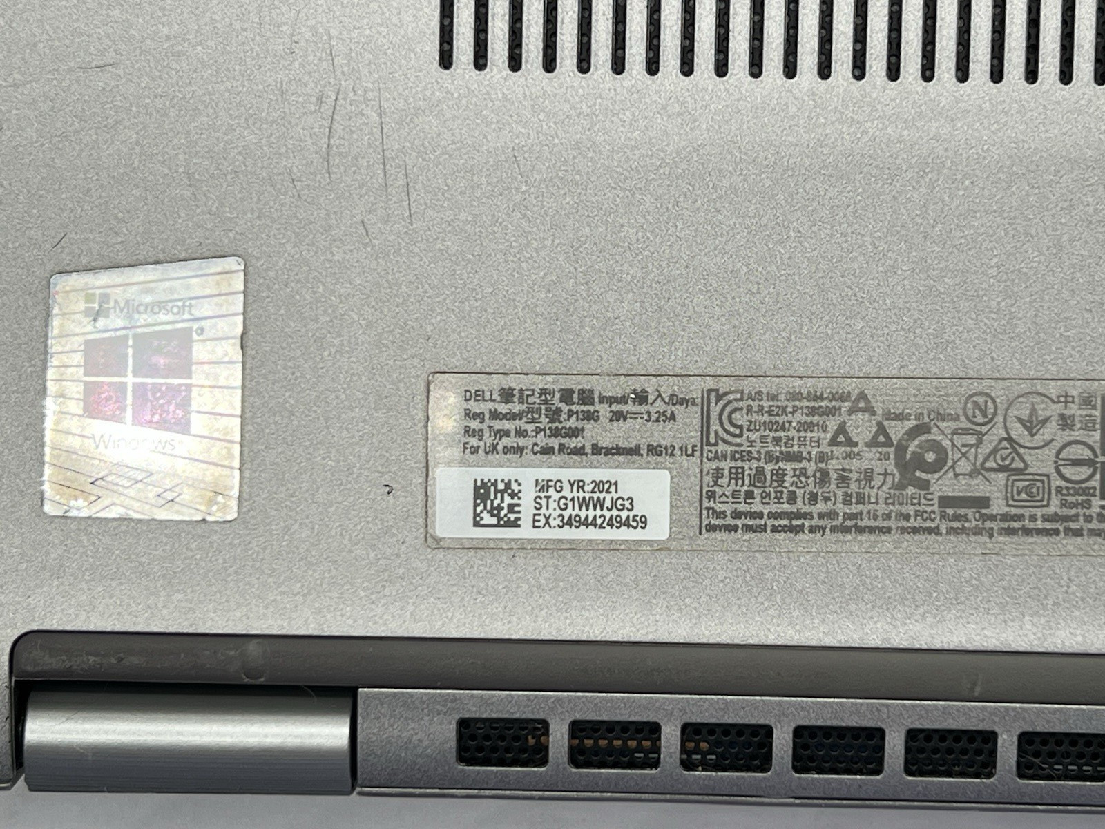 Dell Latitude 5320, Intel i5-1135G7, @2.40GHz, 8GB RAM, 256GB NVMe-No OS/Adapter