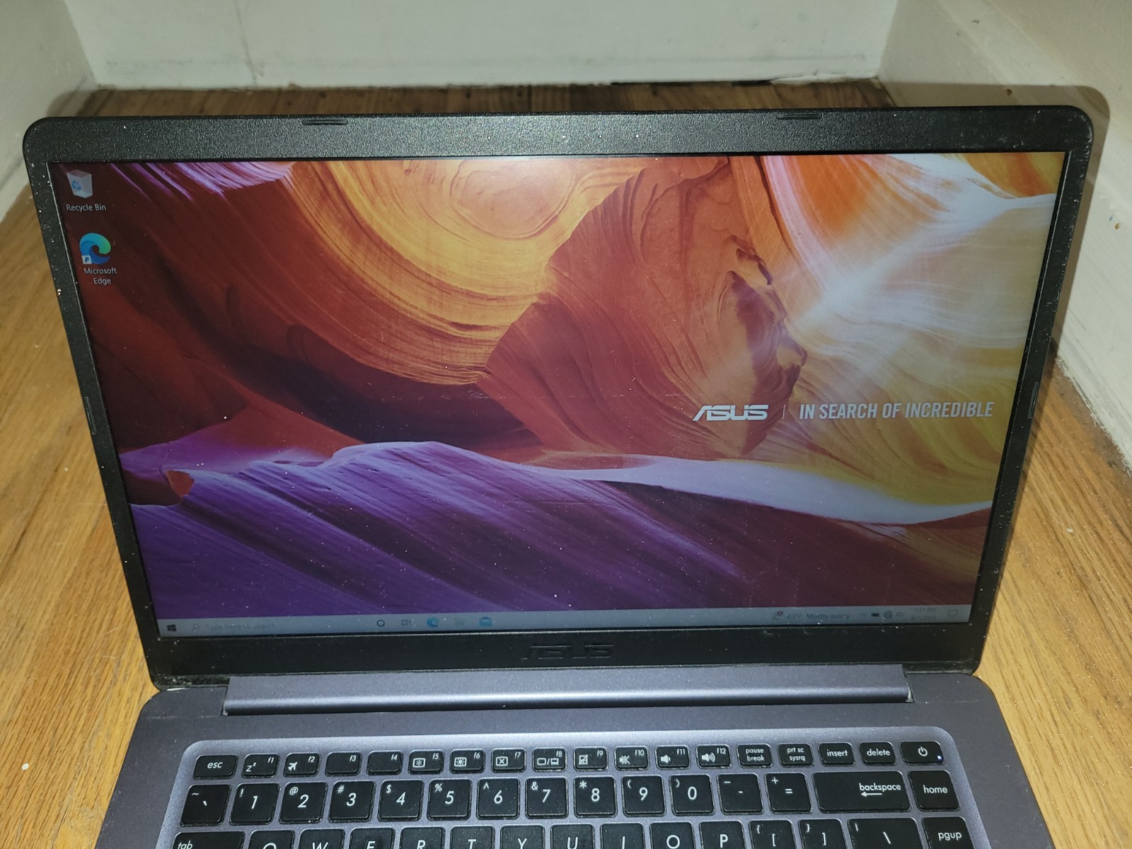 ASUS VivoBook F510Q 15.6″ AMD A12-9720P@2.7GHz 4GB RAM Win10