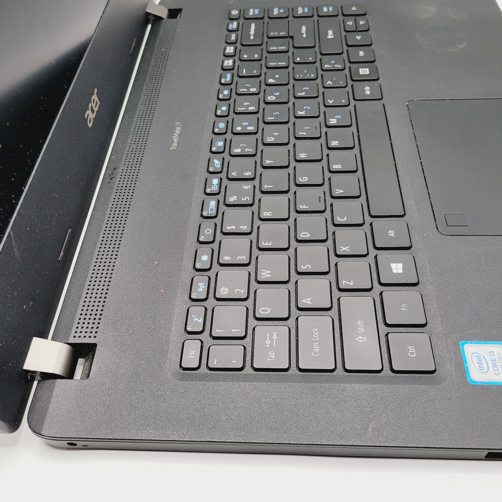 Acer TravelMate P214 Core i5 8th Gen No RAM No HDD 15.6″ FOR PARTS