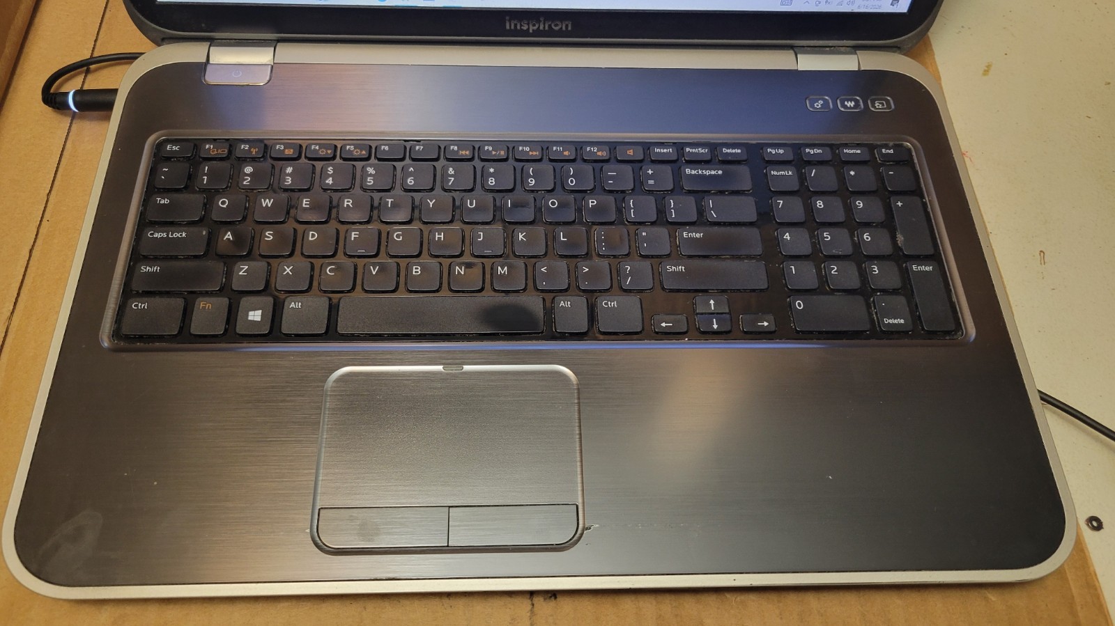 Dell Inspiron 5720 Laptop | i7-3612QM 2.10Ghz | 8GB Ram | 240GB SSD | Win 10