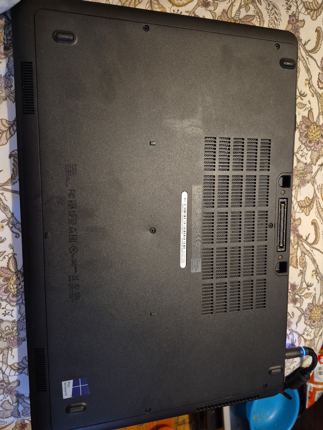 Dell Latitude E5550 15.6″ i5-5200u@2.20GHz 4GB RAM 500 GB HDD NO OS