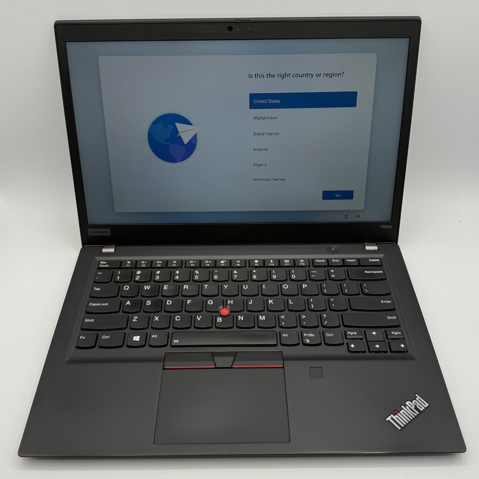 Lenovo ThinkPad T490s 14″ i7-8565U 16GB RAM 256GB SSD Win11 Pro Fingerprin Fair
