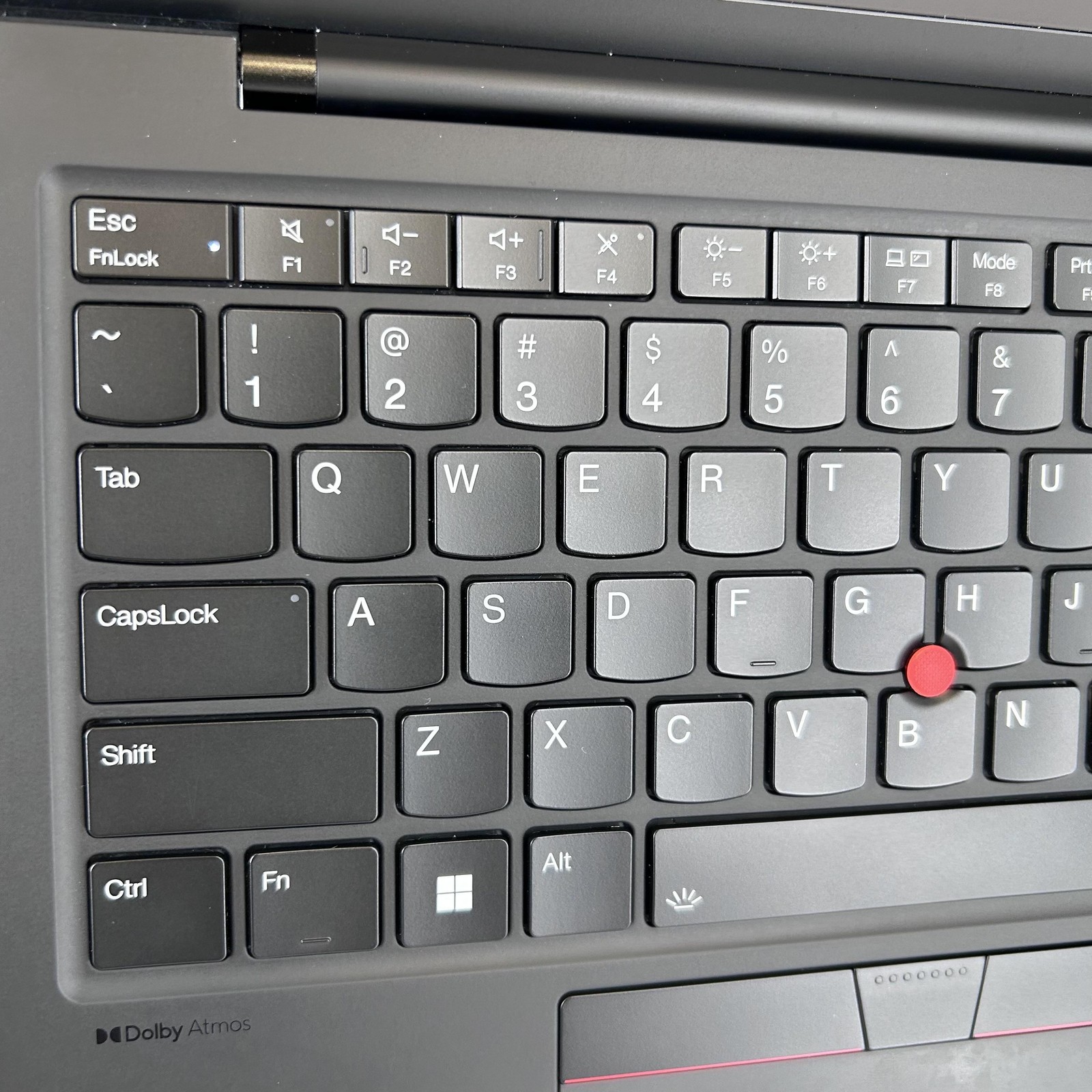 Lenovo ThinkPad X1 Carbon Gen 12 14 FHD+ TOUCH Ultra 7 165U 32GB 1TB Yellow Hue