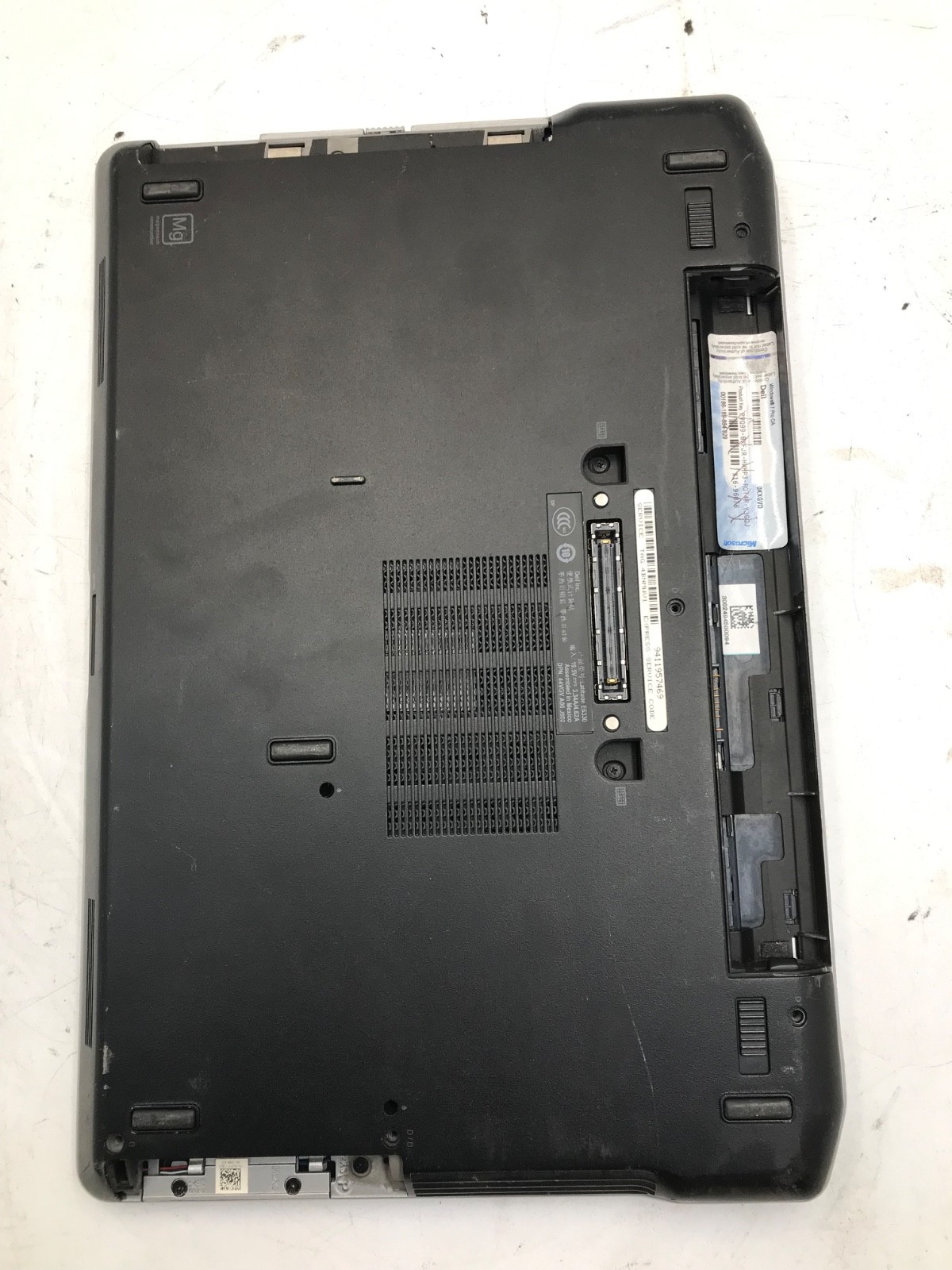 Dell Latitude E6320 Intel Core i5-2540M 13″ 2.6 GHz -BAD DISPLAY/TOUCHPAD – MZ