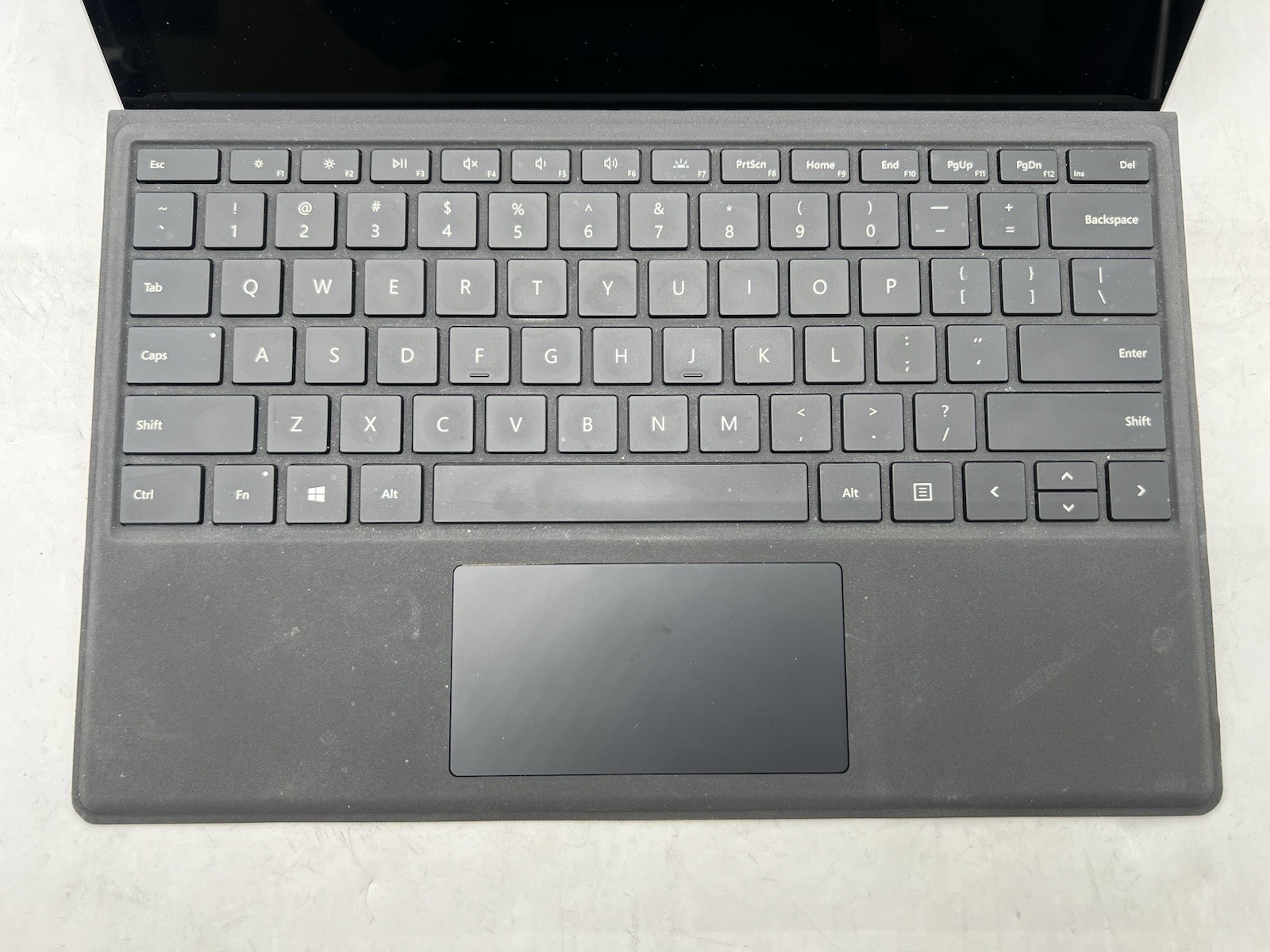 Microsoft Surface Pro 6, i5-8250U CPU, @ 1.60GHz, 8GB RAM, 128GB NVMe-No OS/AC