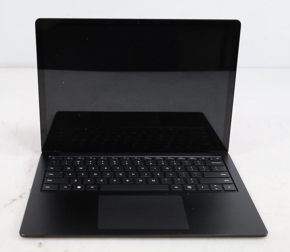 Microsoft Surface Laptop 4 13.5″ AMD Ryzen 7 16GB 512GB SSD AMD Vega No COA OS