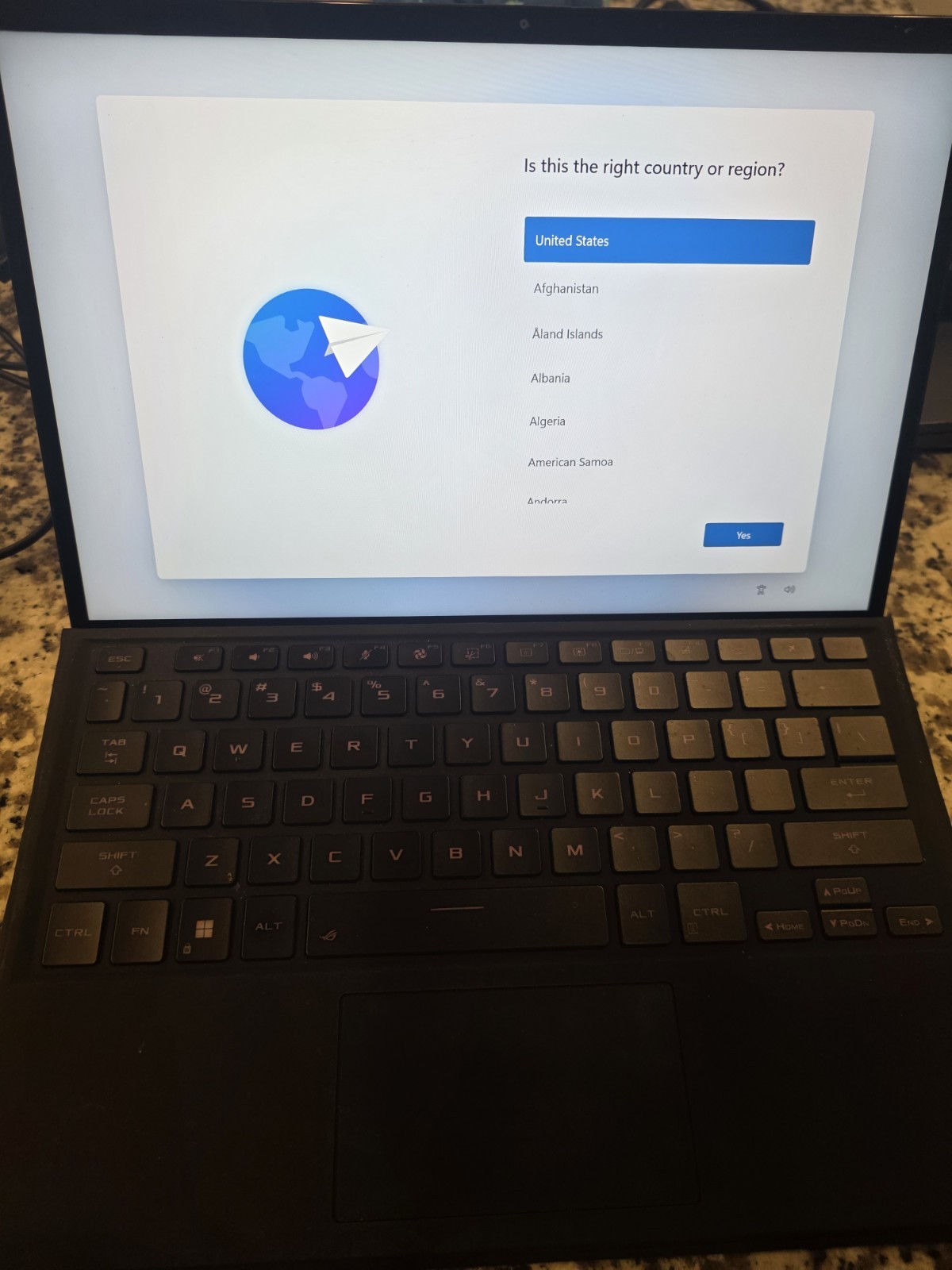 ASUS Flow Z13 GZ301 13.4″ TouchScreen 2in1 Laptop Intel Co i7 16GB NVIDIA GeForc
