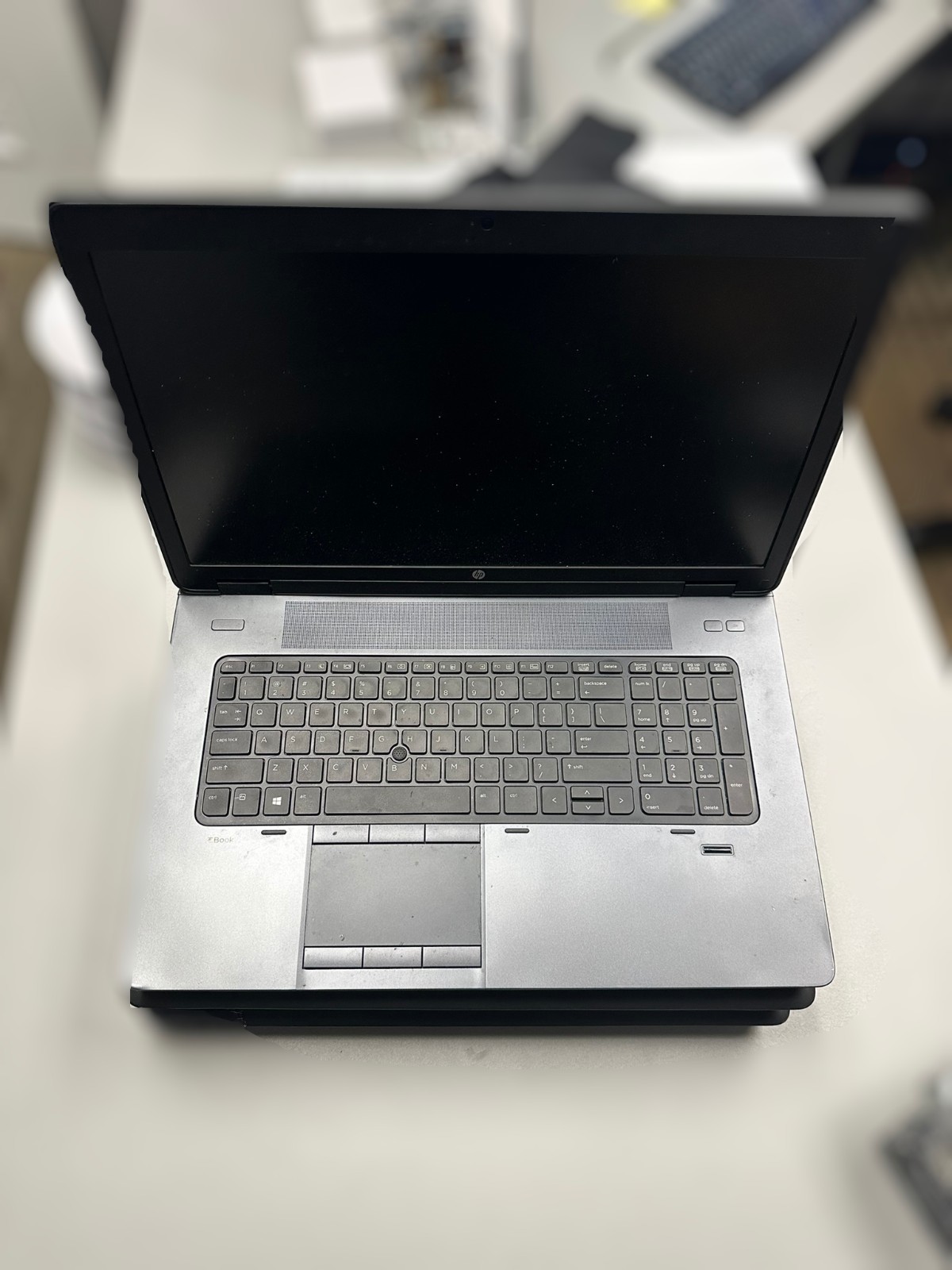 Qty 3 ZBOOK 17 G2 All WORK!!! with 90W Dock