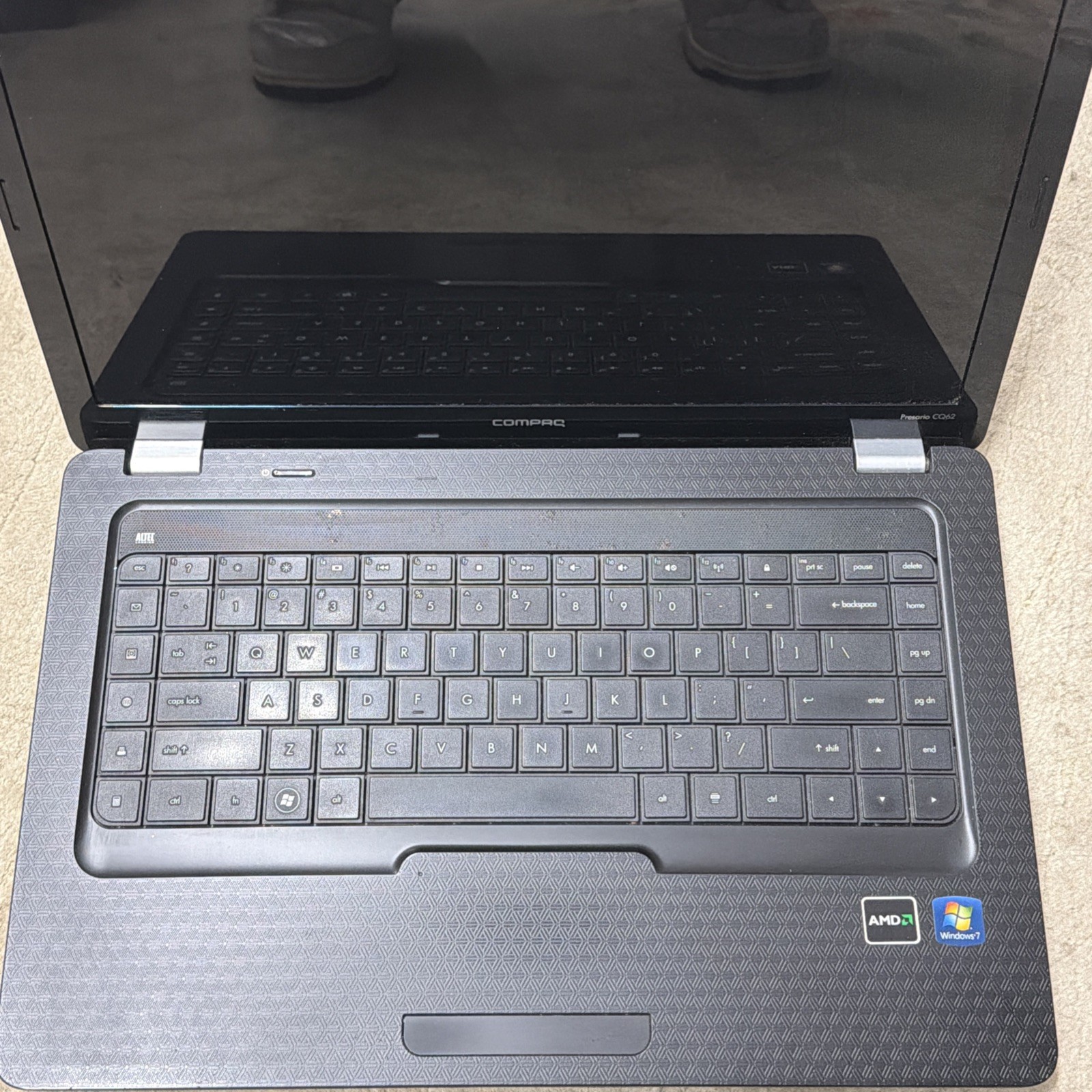 Compaq Presario CQ62 Laptop Untested No Charger Cord PARTS ONLY
