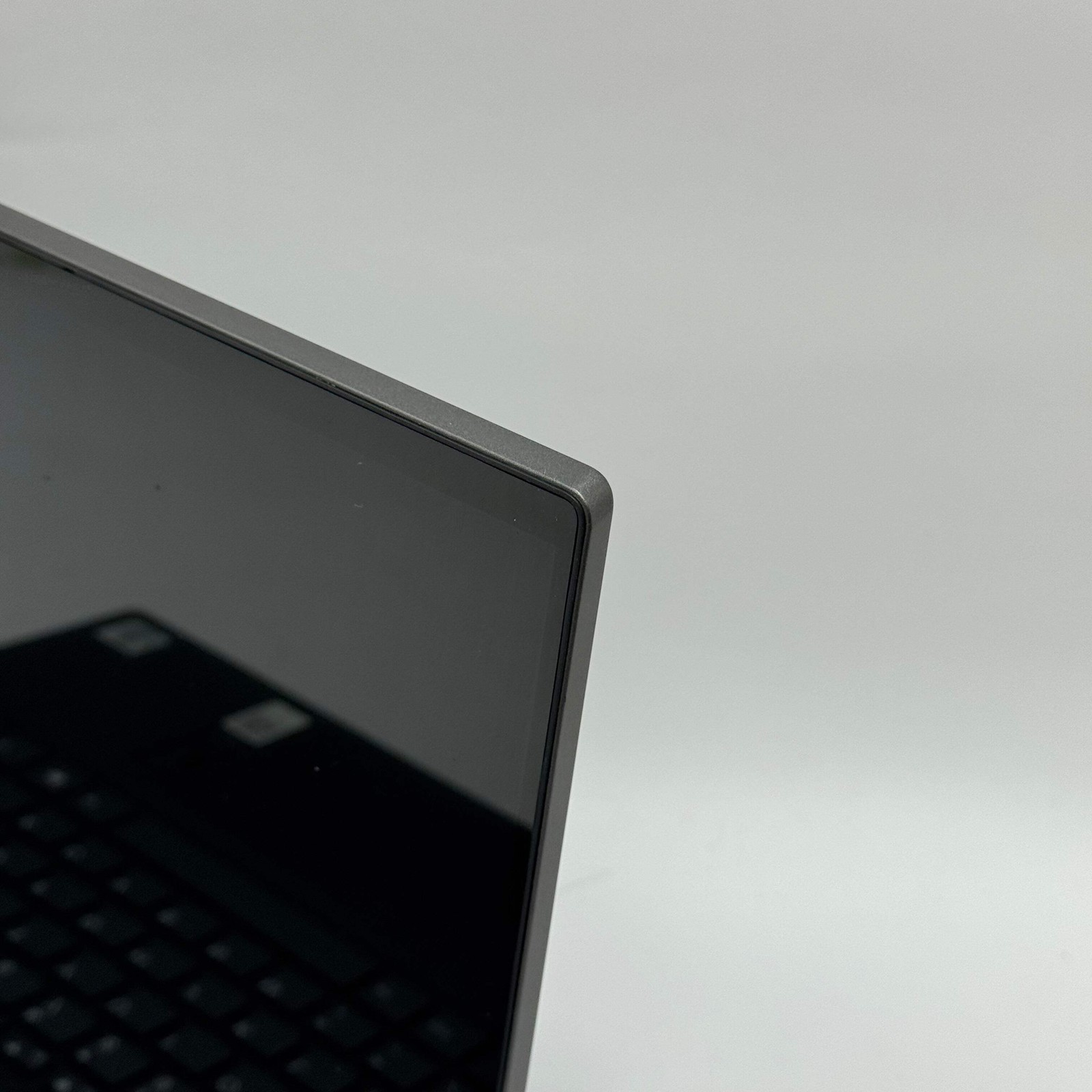 Lenovo IdeaPad Flex 5 14IIL05 14″ i3-1005G1 1.2GHz 4GB RAM 128GB SSD