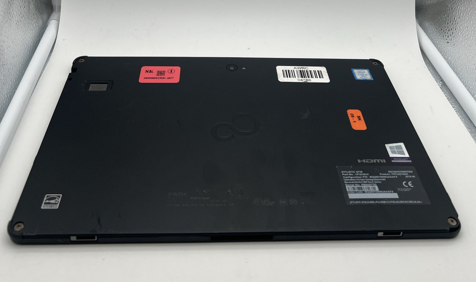 Fujitsu Stylistic Q738 i5-8350U 1.7GHz 256GB SSD 16GB DDR3 C3/F3