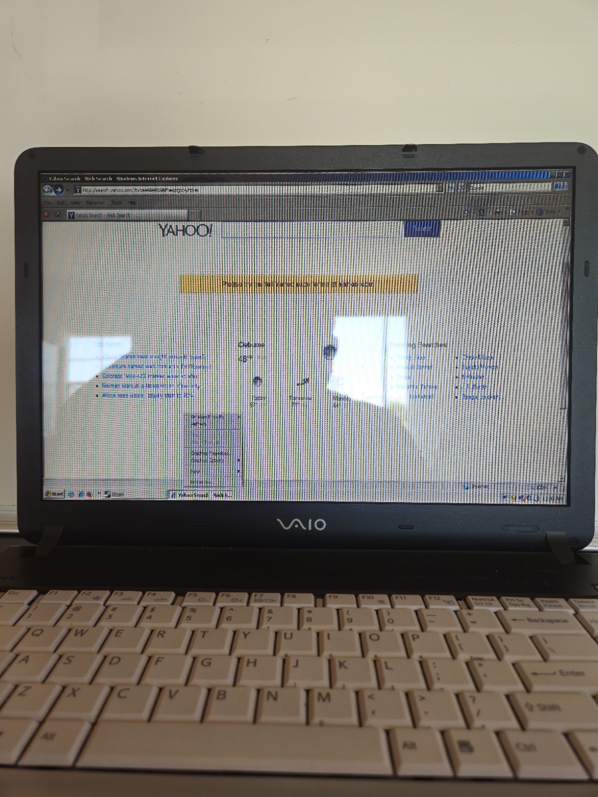 Sony VAIO, model PCG-7L1L / Good Condition / Powers On, Good For Repair Or Parts