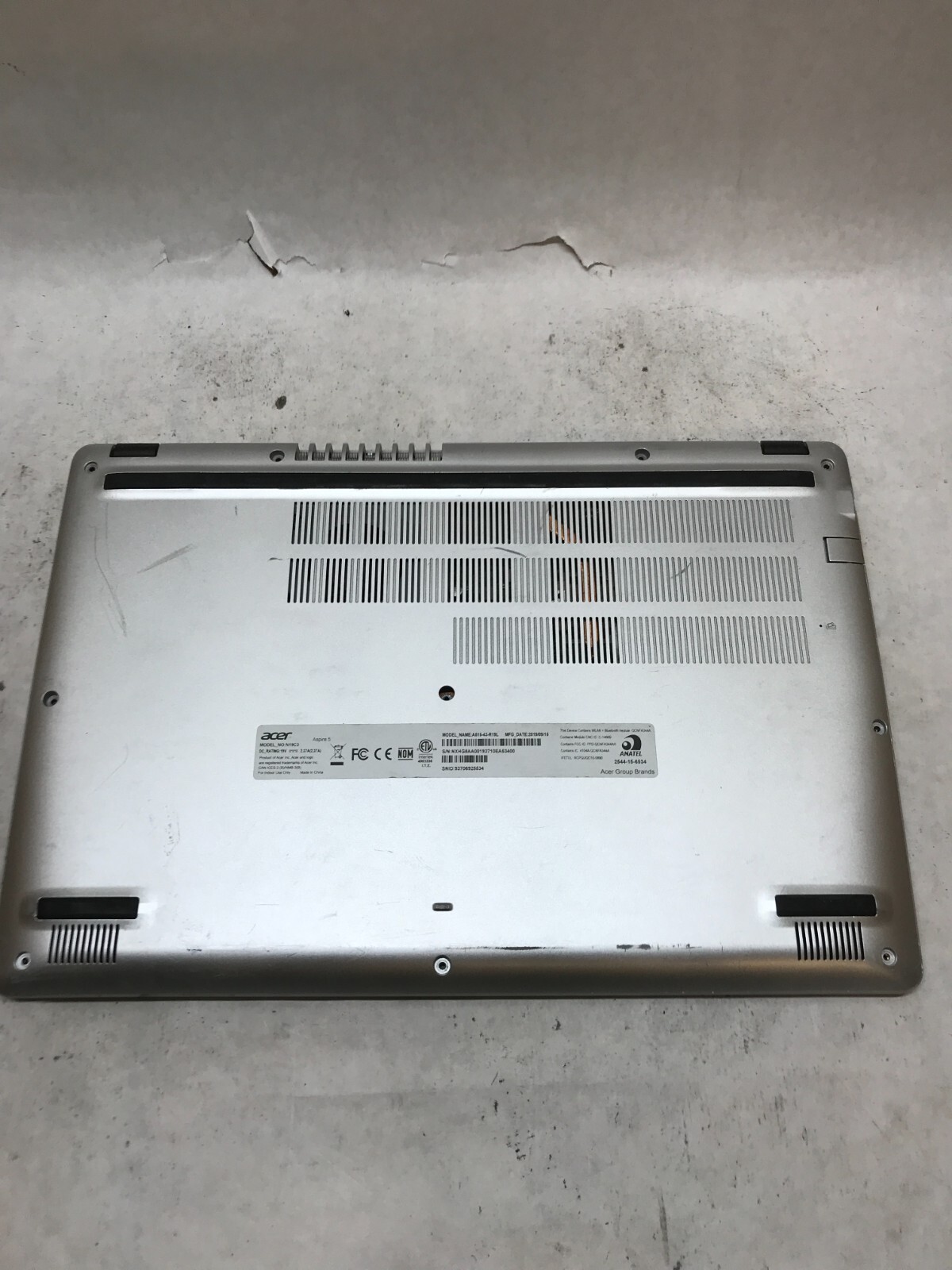 Acer Aspire 5 15″ A515-43-R19L AMD Ryzen 3 3200U NO RAM NO HDD/OS Power Dead -DW