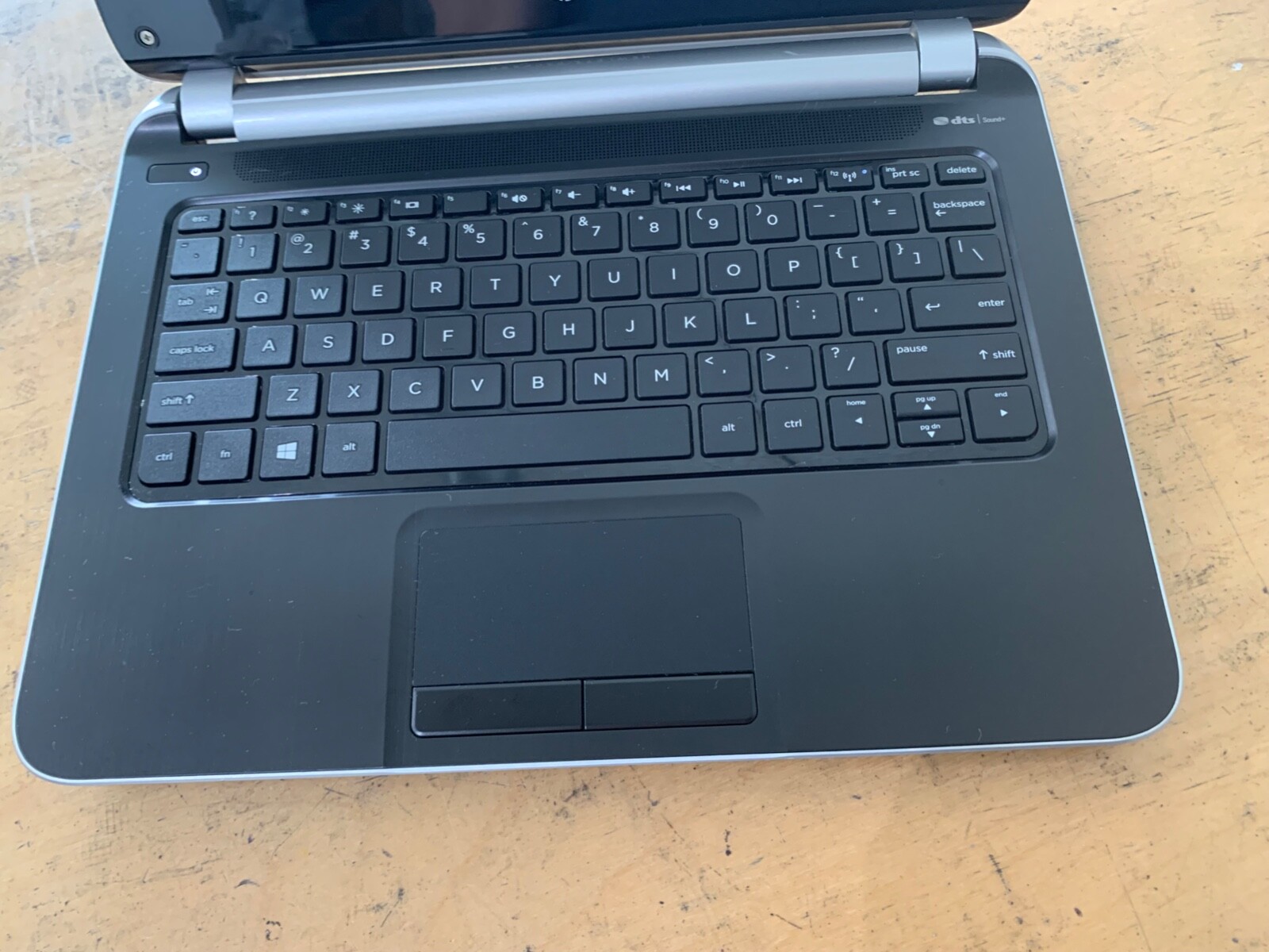 HP 215 G1 AMD A4-1258 APU 4GB 320GB HDD Windows 7 Pro Laptop