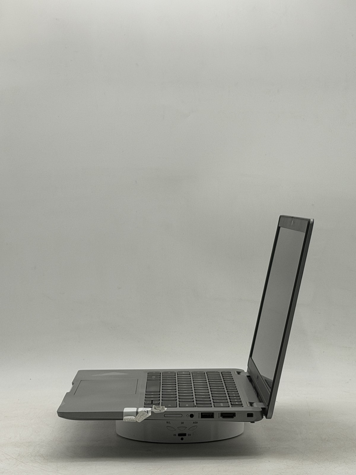 Dell Latitude (5320) |13.3″| i5-1145G7 16GB 256GB NO OS Read
