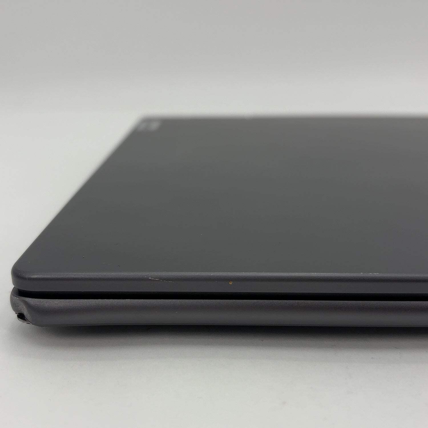 Lenovo Yoga 7i 2-in-1 16IRL8 16″ i7-1355U 1.7GHz 16GB RAM 512GB SSD