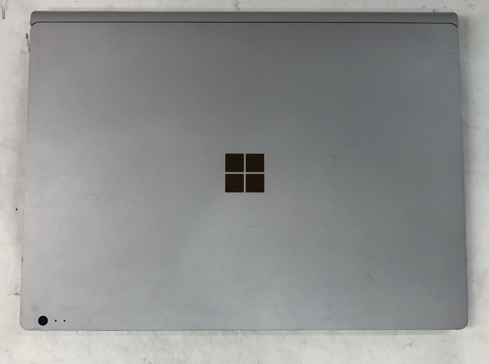 Surface Book 1, Intel Core i5-6300U @2.40 GHz, 8GB RAM 120GB SSD, Windows 10