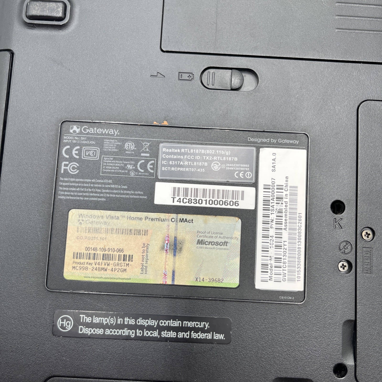 Laptop Gateway SA1 M Series DVD-RW With Solo Laptop Case *FOR PARTS READ*