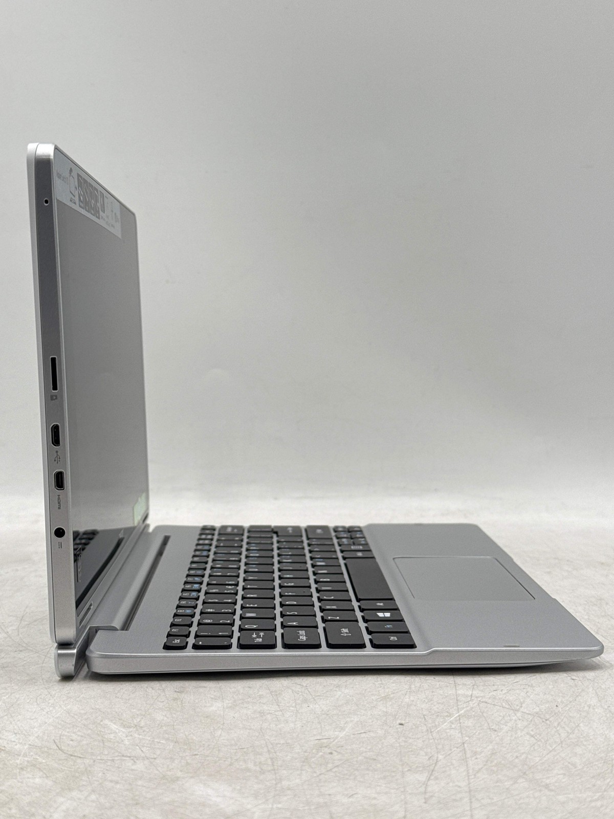 Acer Aspire Switch 10 T77H462 2-in-1 Windows Laptop – No Power