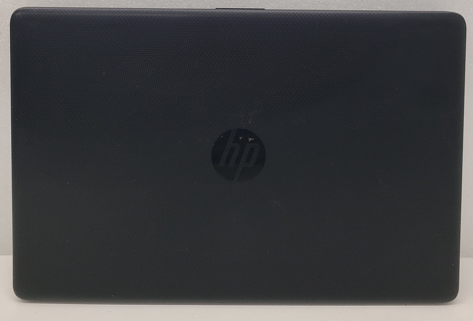 HP 15-DB1032NR 15.6″ Laptop AMD RYZEN 3 3200U NO RAM/HD/OS/POWER (FL)