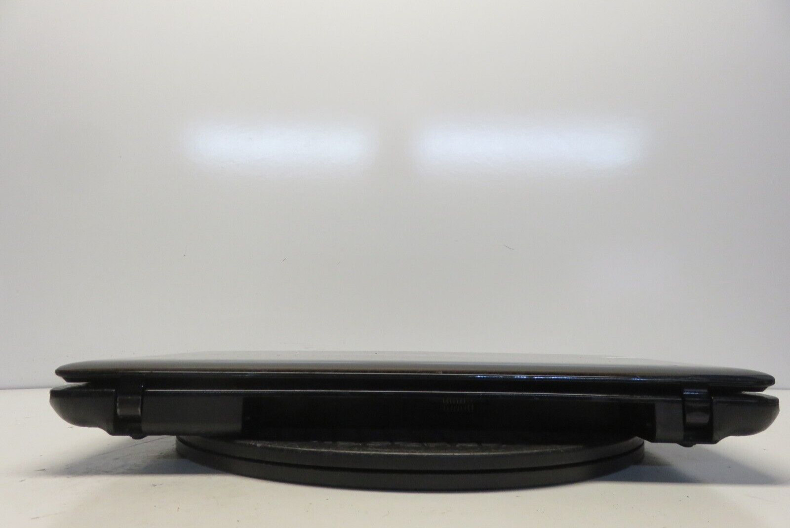 Toshiba Satellite L655-S5096 Intel Pentium P6100 2GHz 3 GB NO HDD No Batt