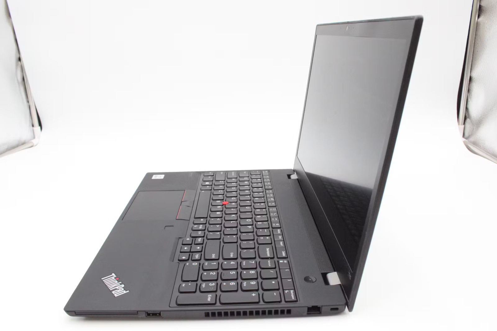 Lenovo ThinkPad T15 Gen 1 Used 15.5″ i5-10210U, 256GB NVMe, 8GB RAM