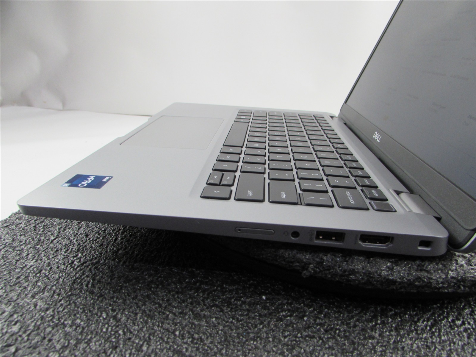 DELL LATITUDE 5330 FHD TOUCHSCREEN I5-1245U 10 CORE 512GB SSD 16GB RAM NO O.S