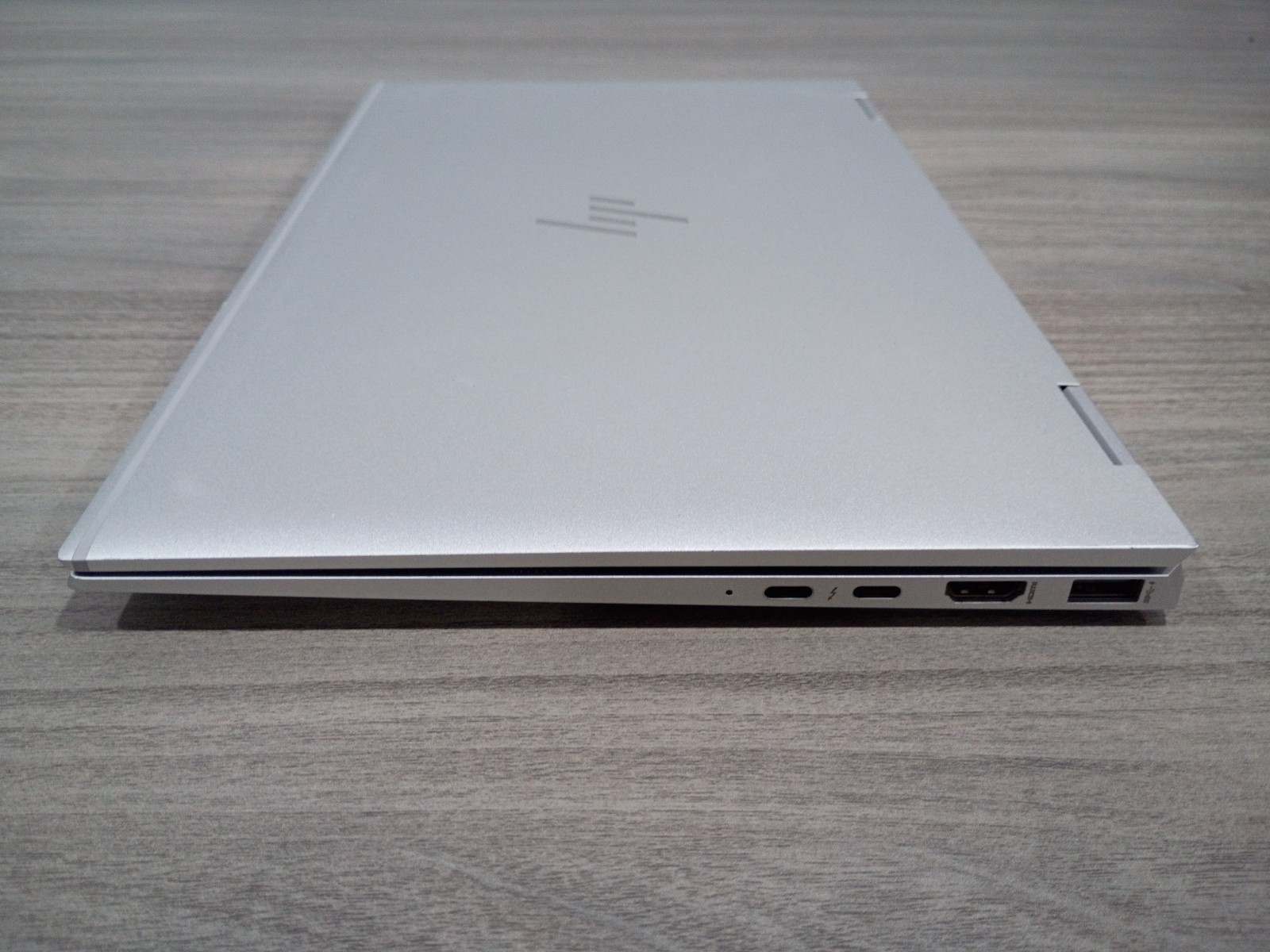 HP EliteBook x360 1040 G8 Intel Evo i5 256GB SSD 16GB RAM Backlit Key Win11 Pro