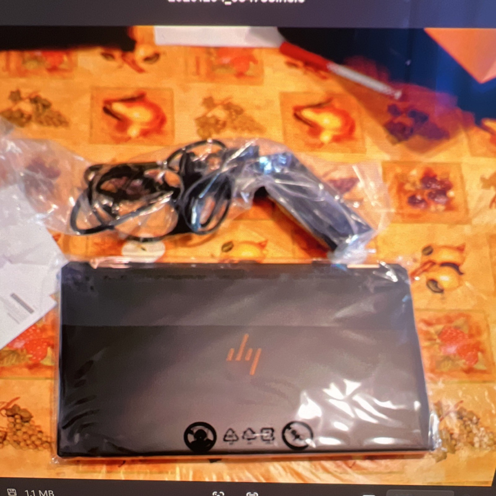 HP Spectre x360 convertible Black and Gold 2020 15.6″ 16GB 1T SSD Win11 4K