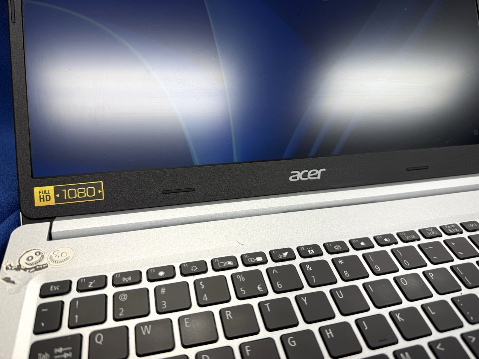 Acer Aspire 5 A515-46-R3UB 15.6″ AMD Ryzen 3 ~ PARTS ONLY PLEASE READ ~ FREE S/H