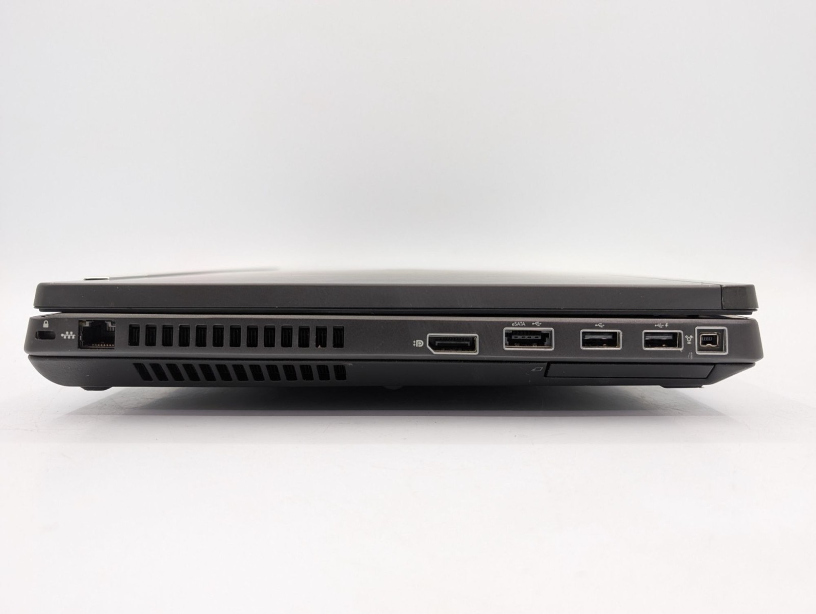 HP EliteBook 8560W 15.6″ Screen Intel Core i7-2720QM 2.20 GHz 8GB RAM Laptop