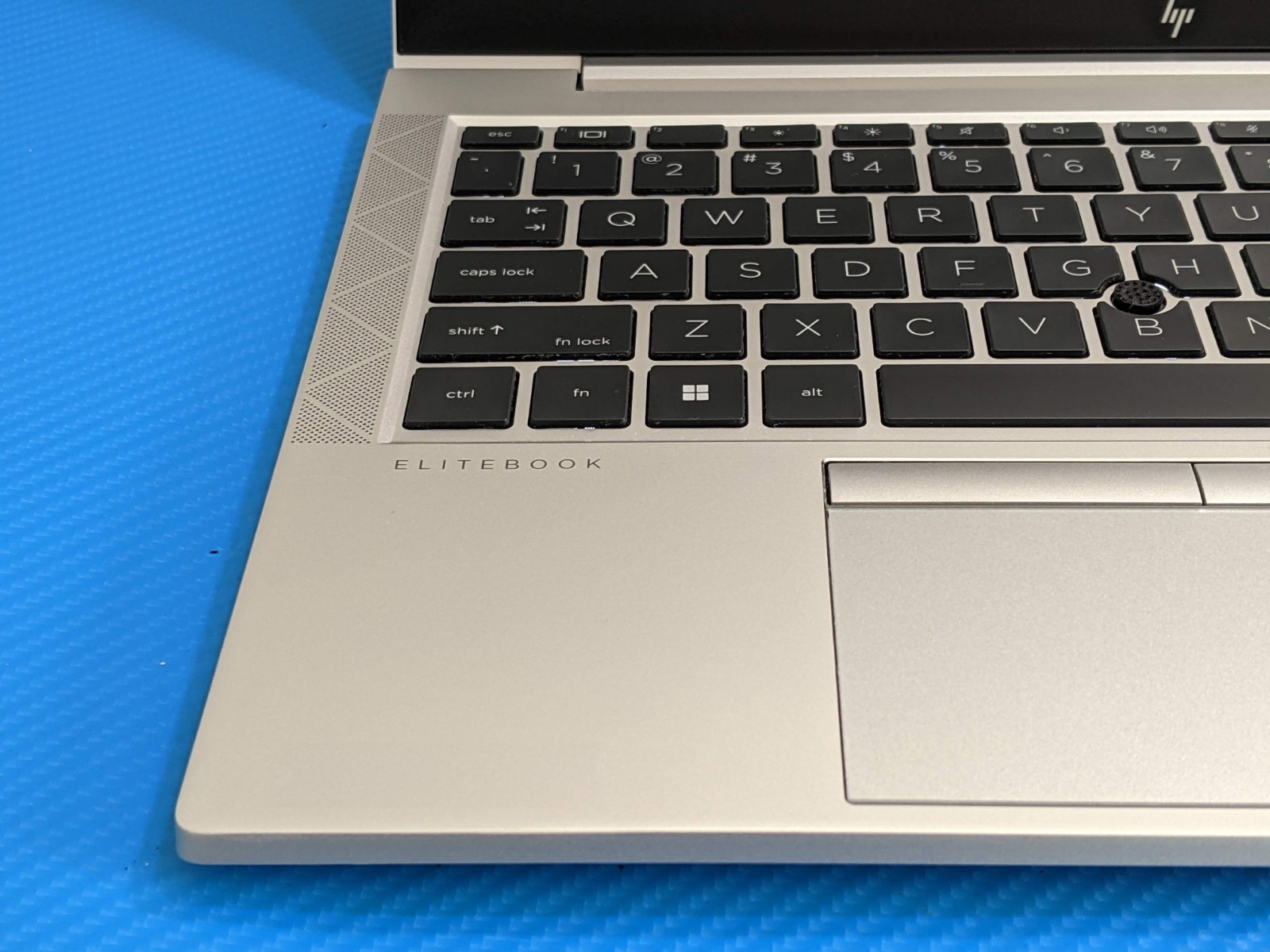 HP EliteBook 840 G8 14″ FHD Wolf Security vPRO i7-1185G7 3GHz 8GB 256GB SSD W11P