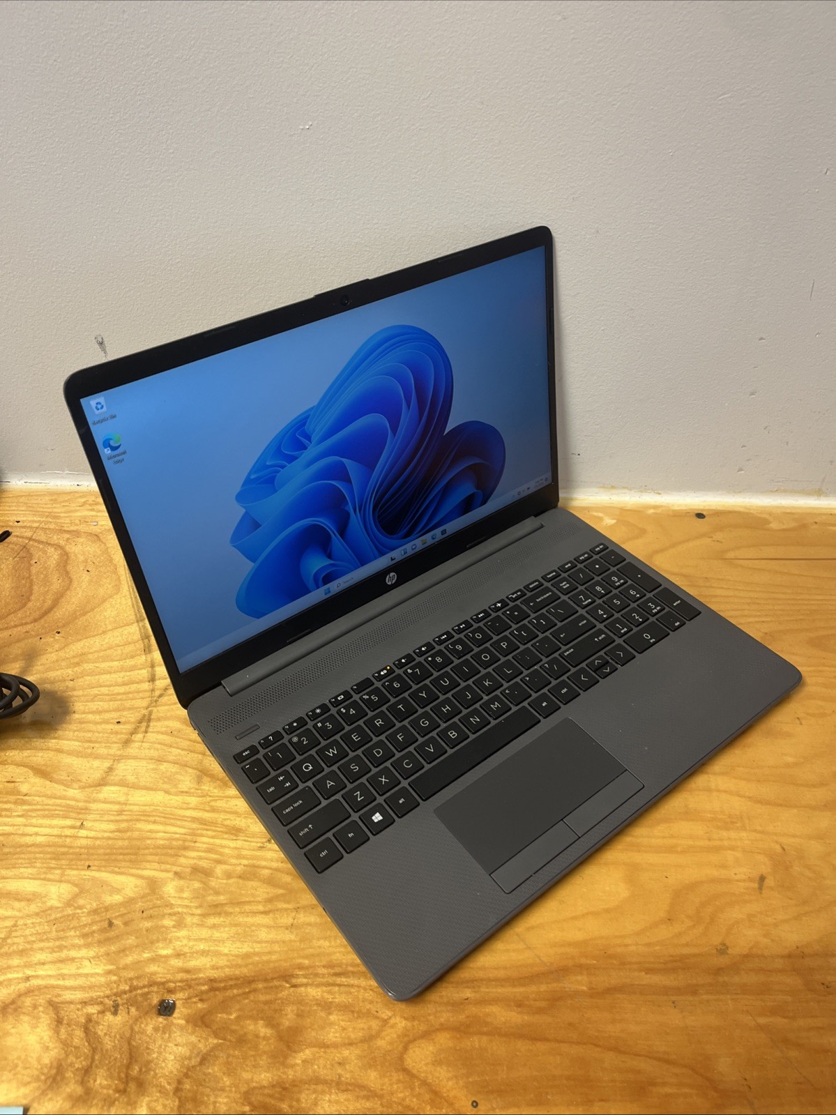 HP 255 G8 AMD Ryzen 5 5500U 16GB RAM 256GB SSD Win11 Pro